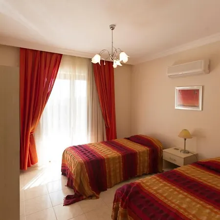Sleeps 11 Pool Air Con Wifi *